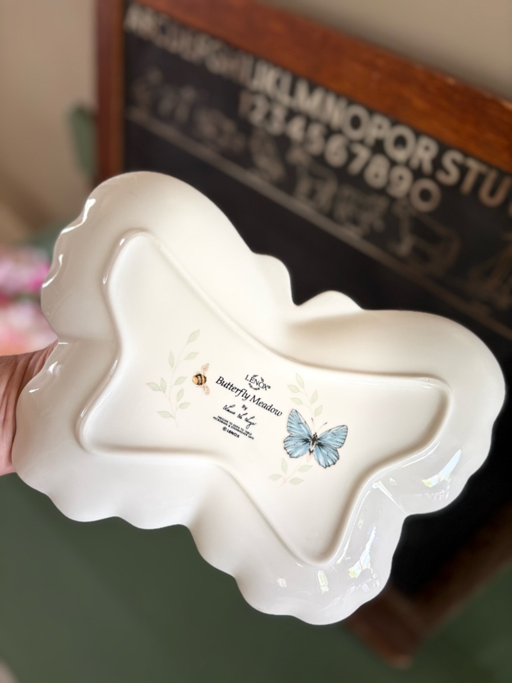 Lenox Butterfly Meadow Hors D’oeuvre Tray Butterfly Shape Porcelain Dish - Picture 6 of 10
